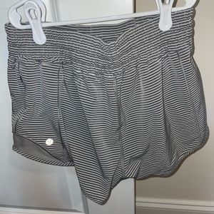 Lululemon hotty hot shorts! Gray and white stripe 2.5 inch inseam size 6!